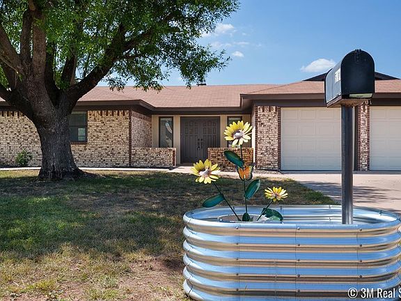 3rd image of 5301 Meadow Dr
