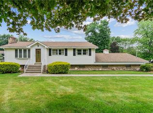 446 Aten Rd, Coraopolis, PA 15108