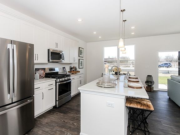 5th image of 3204 Iris Avenue Lot #15.03