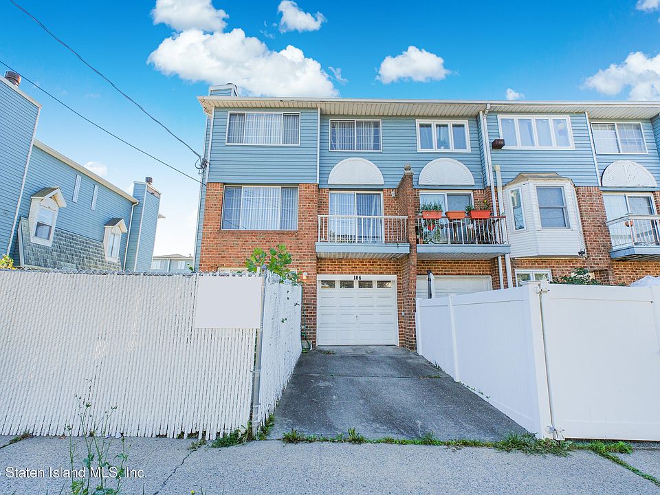1st image of 186 Monahan Ave