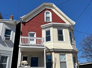 942 E 19th St FLOOR 2, Paterson, NJ 07501