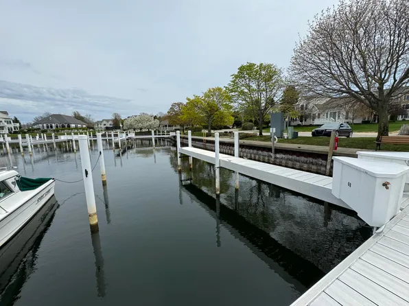 68 Marina Dr, Manistee, MI 49660