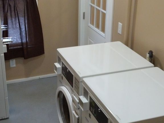 2nd image of 84 Brackett St