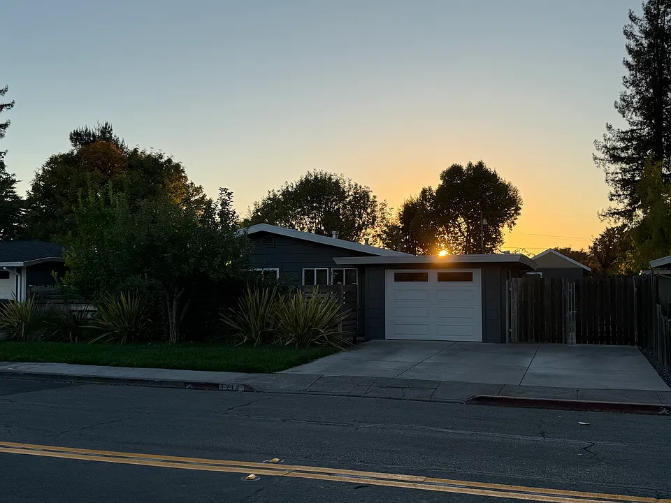 1217 Hahman Dr