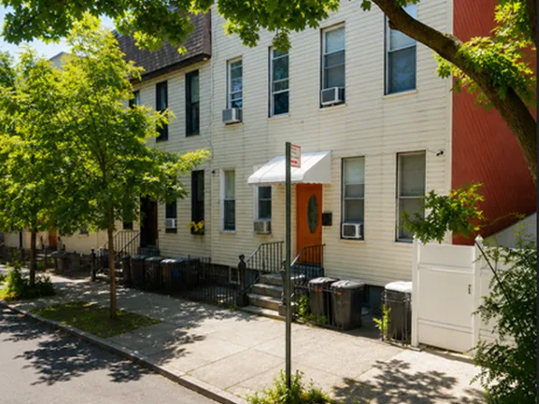 6 Saint Johns Rd #2R, Ridgewood, NY 11385