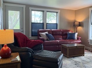 7054 S English Settlement Ave, Burlington, WI 53105