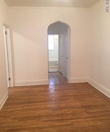 4th image of 9019 198th St #1R