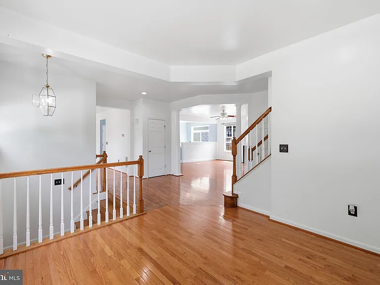 2917 Markhams Grant Dr — Photo 5