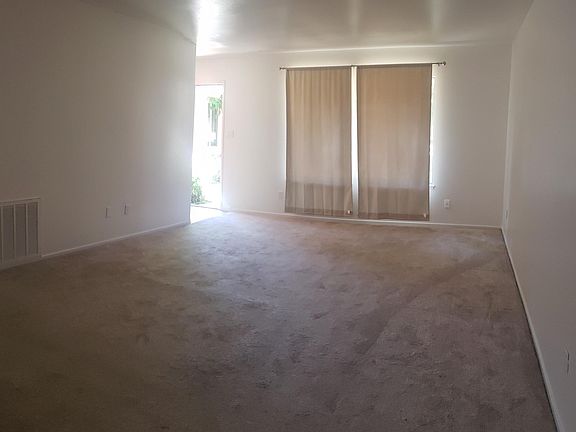 Front living space