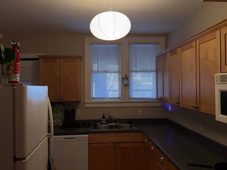 11 N Franklin St #1 — Photo 9