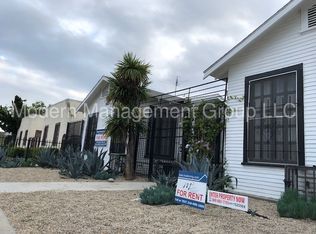 2873 Edgehill Dr, Los Angeles, CA 90018
