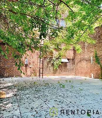 Rented by Rentopia | media 24