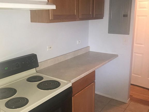 4th image of 7632 S Stewart Ave APT 3A