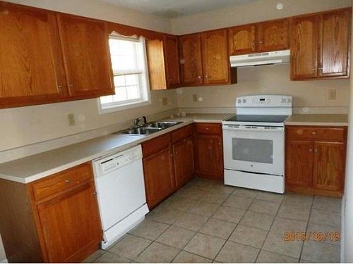 4th image of 2420 Volunteer Pkwy APT 35