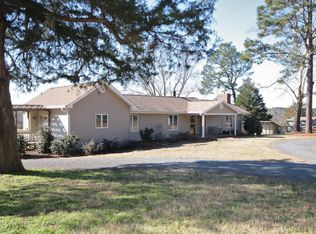 189 Nc Highway 73, West End, NC 27376