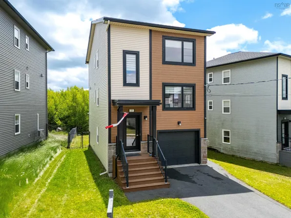 27 Onyx Cres, Halifax, NS B3P 0H5