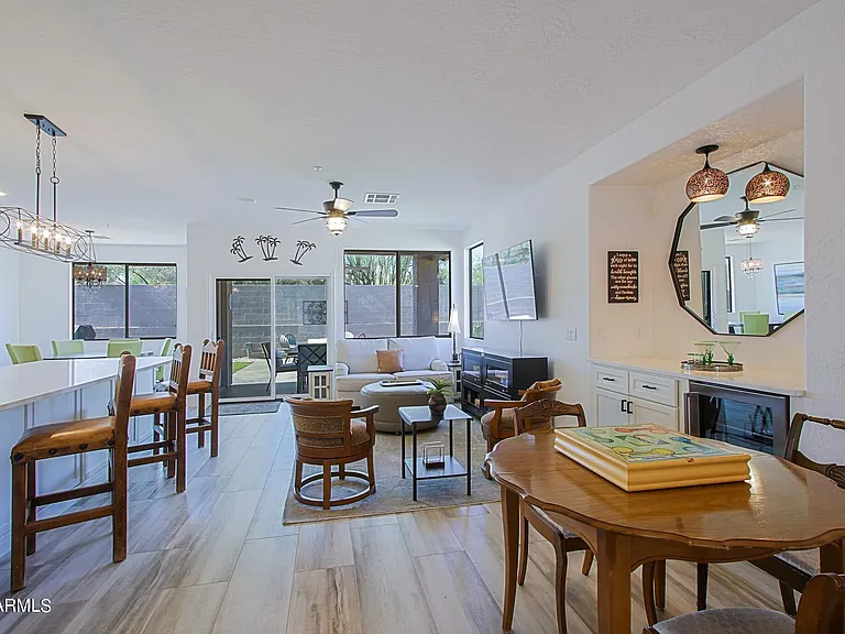 7308 E Whispering Wind Dr — Photo 8