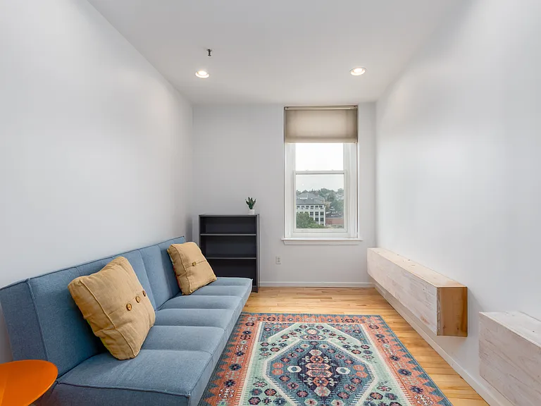131 Main St #707 — Photo 8