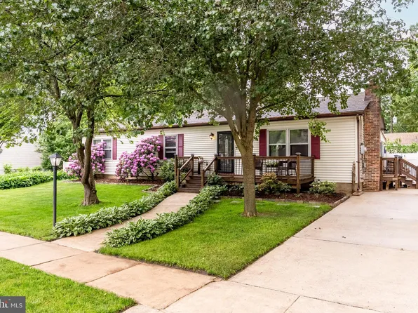 520 Washington Ave, Deptford, NJ 08096