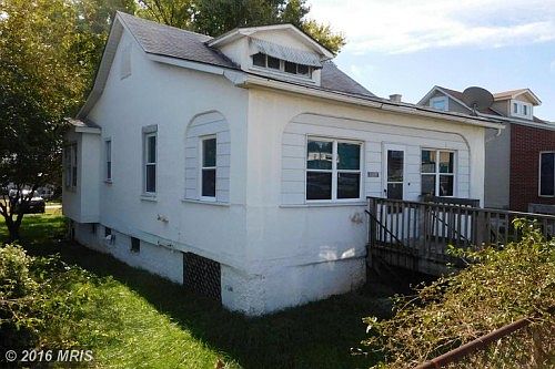1st image of 609 Eastern Blvd