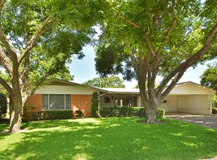 1109 E Applegate Dr, Austin, TX 78753