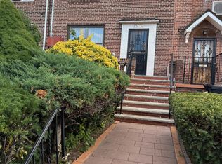10252 63rd Ave, Forest Hills, NY 11375