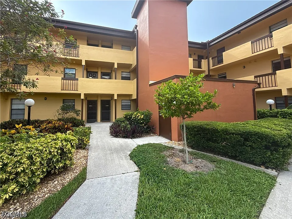6136 Whiskey Creek Dr #506