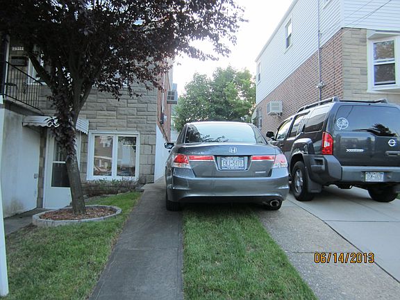 3rd image of 2517 Tiemann Ave