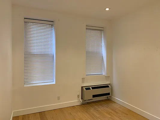 Rented by REAL New York | media 24