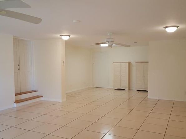 928 Myrtle Ave
