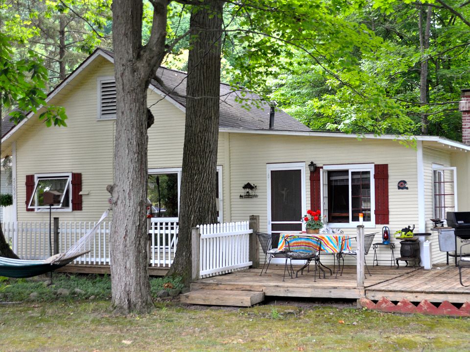 1st image of 55621 Forest Beach Dr