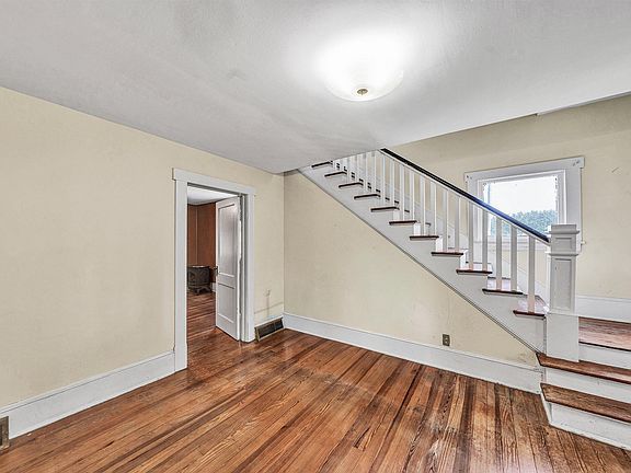 5th image of 6258 Grassy Hill Rd