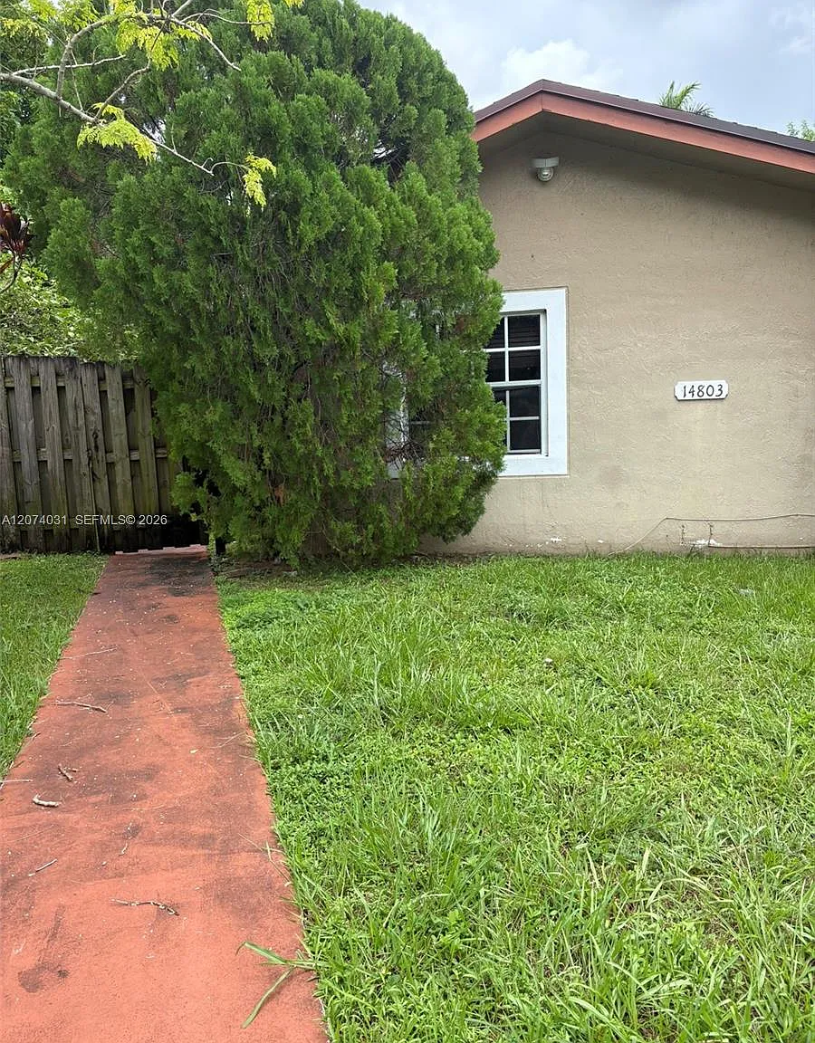 Replat Of Sabal Grove — Photo 2