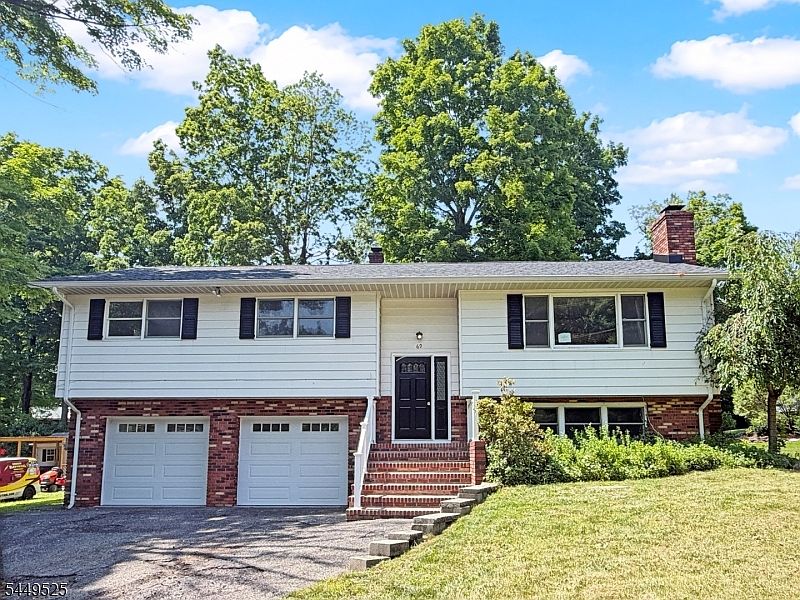 1st image of 69 Cedar Tree Dr