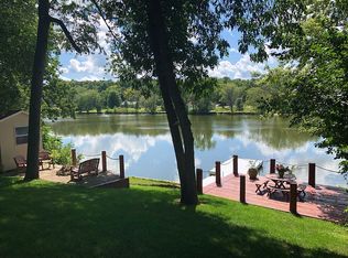 1607 Parker Ct, Janesville, WI 53545