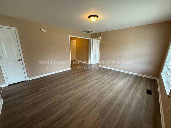 4th image of 814 Carrieland Dr
