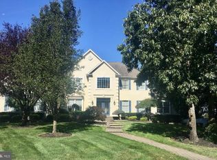 15 Eton Dr, Sewell, NJ 08080