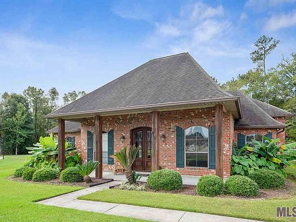 2nd image of 32781 Briar Oak Dr