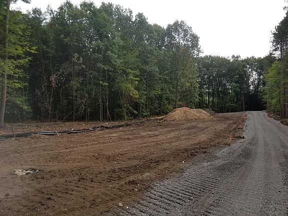 3rd image of PARCEL Hunters Mill Ct #A