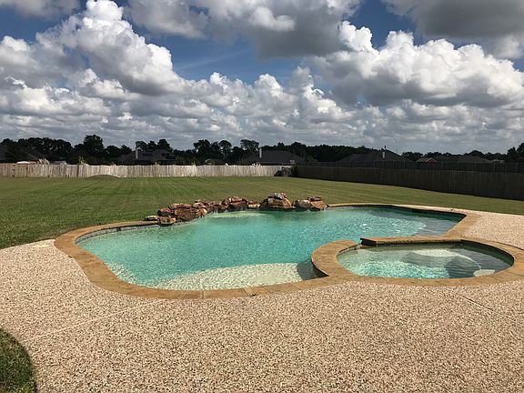 2nd image of 922 Corn Silk Dr