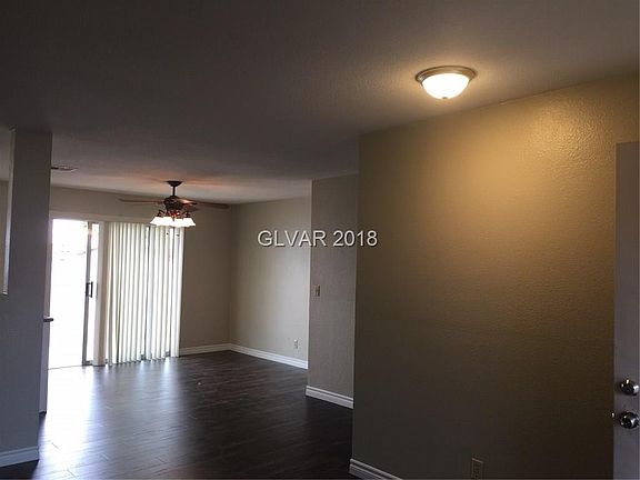 5th image of 443 Woodridge Dr