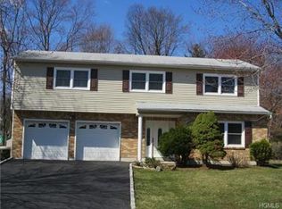 4 Carol Ln, Tappan, NY 10983
