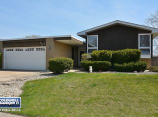15459 Betty Ann Ln, Oak Forest, IL 60452