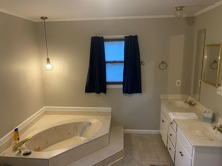 Josie Ln — Photo 3