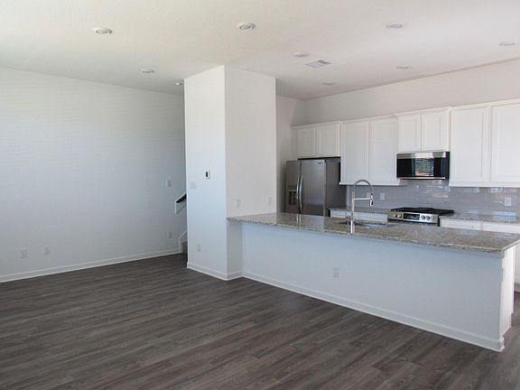 5th image of 562 Dry Fork Ln