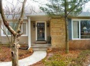 2838 Center Dr, Zanesville, OH 43701