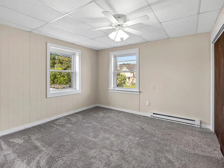 113 N Roche St — Photo 11