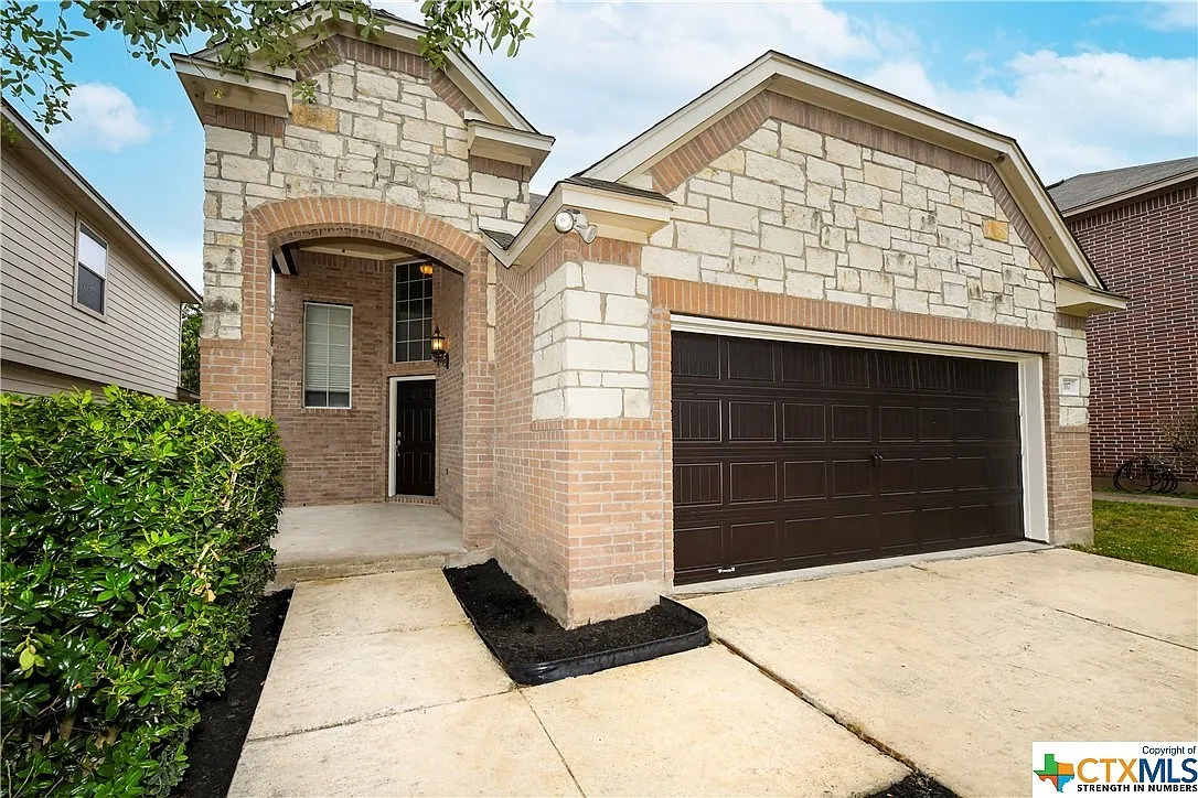 3 bed, 2106 sqft, $2,100 — Photo 1