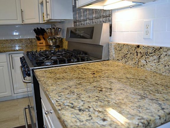 5th image of 4813 Rapids Cir NW