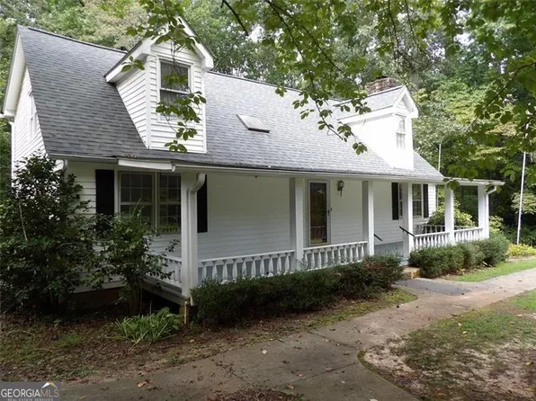 861 Willow Springs Rd, Dallas, GA 30132